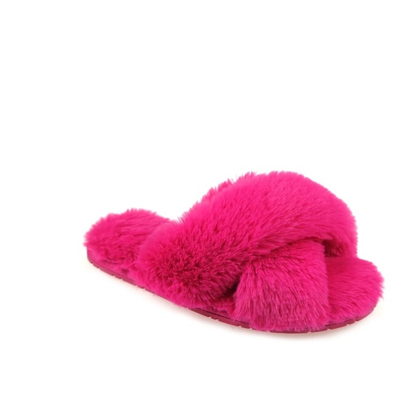 wonder nation Shoes - Wonder Nation FUZZY Cross Band Slipper Big Girls 6 Women’s 8